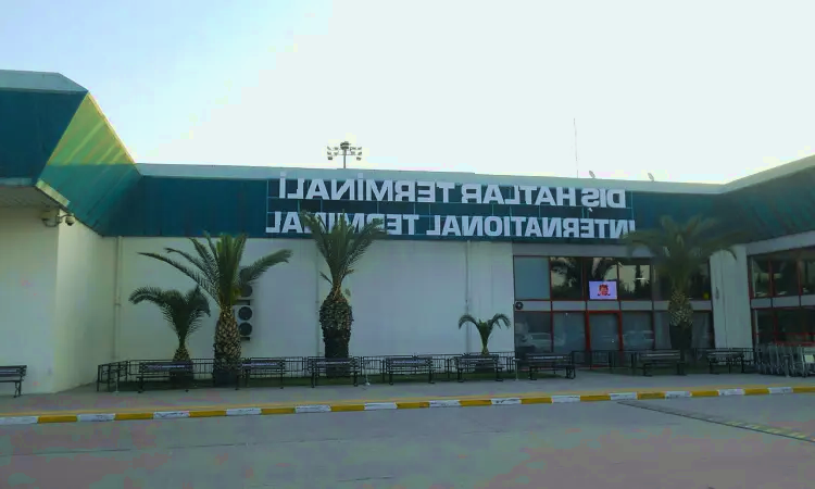 Aéroport d'Adana Sakirpaşa