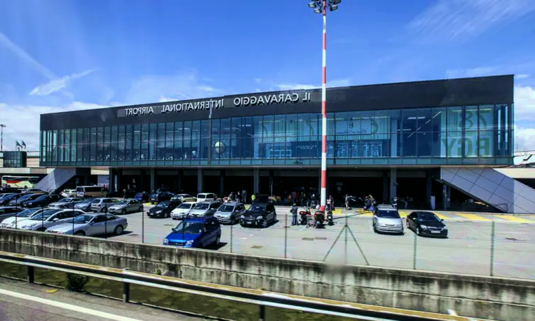 Aéroport international du Caravage