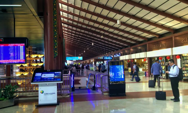 Aéroport international Soekarno-Hatta