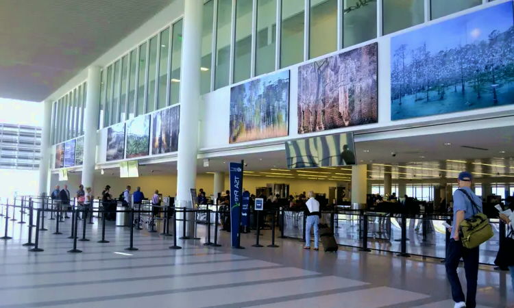 Aéroport international de Charleston