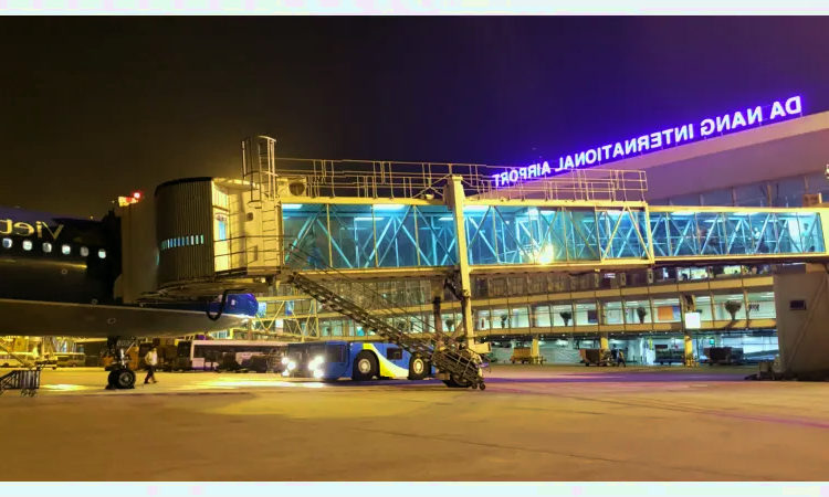 Aéroport international de Đà Nẵng