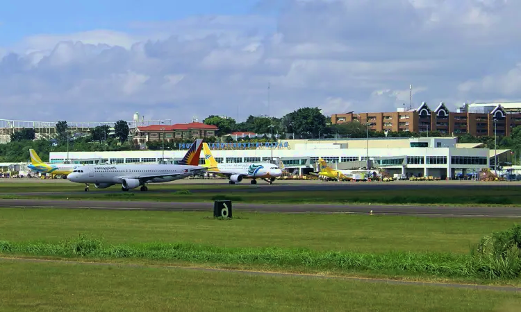 Aéroport international Francisco Bangoy