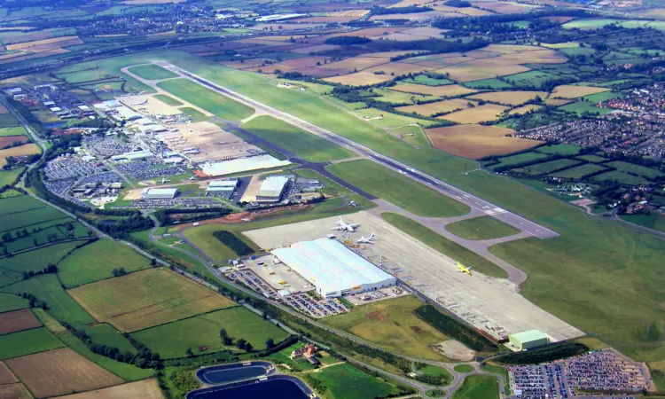 Aéroport des Midlands de l'Est
