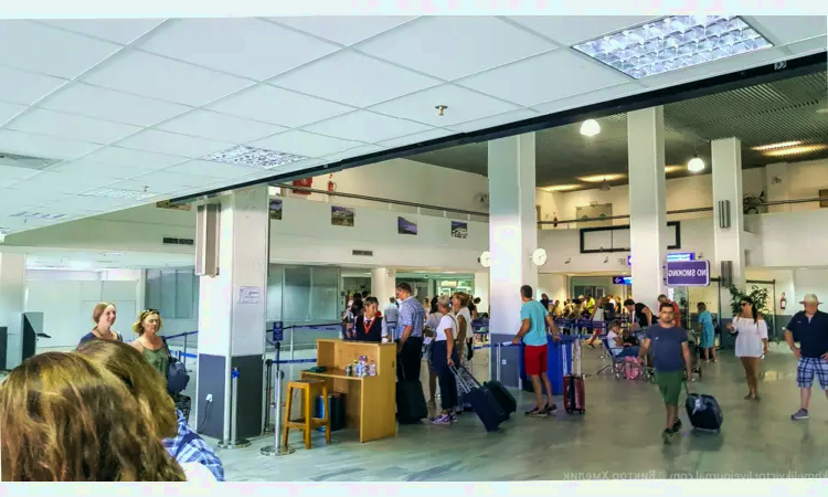 Aéroport international d'Héraklion « Nikos Kazantzakis »