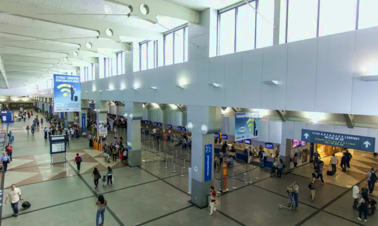 Aéroport international Monseigneur Oscar Arnulfo Romero