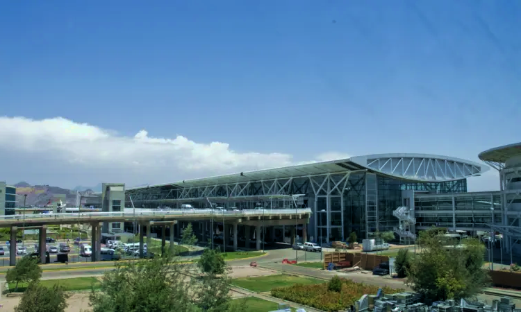 Aéroport international Arturo Merino Benitez