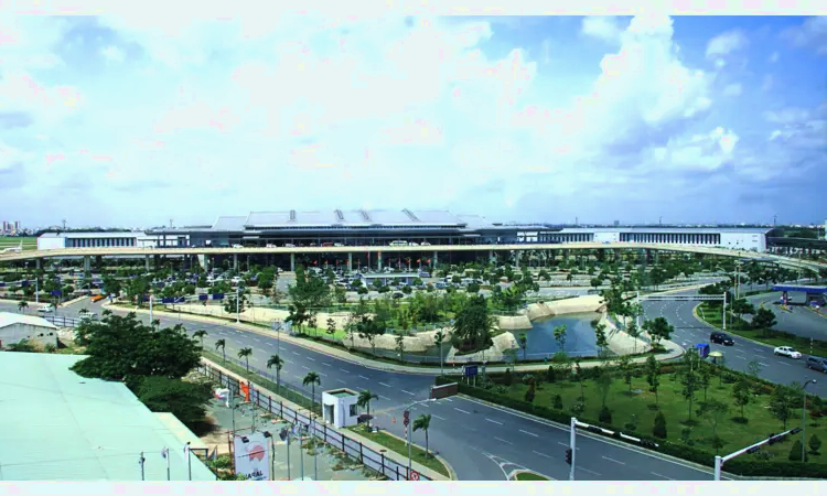 Aéroport international de Tan Sơn Nhất