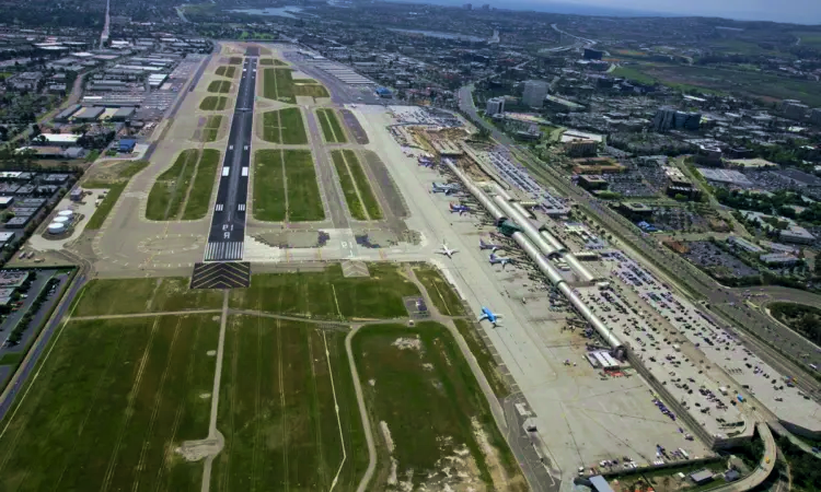 Aéroport international John-Wayne