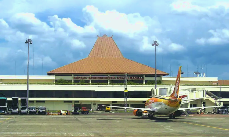 Aéroport international de Juanda