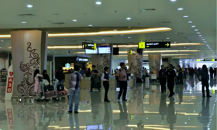 Aéroport international de Juanda