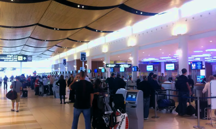 Aéroport international James Armstrong Richardson de Winnipeg