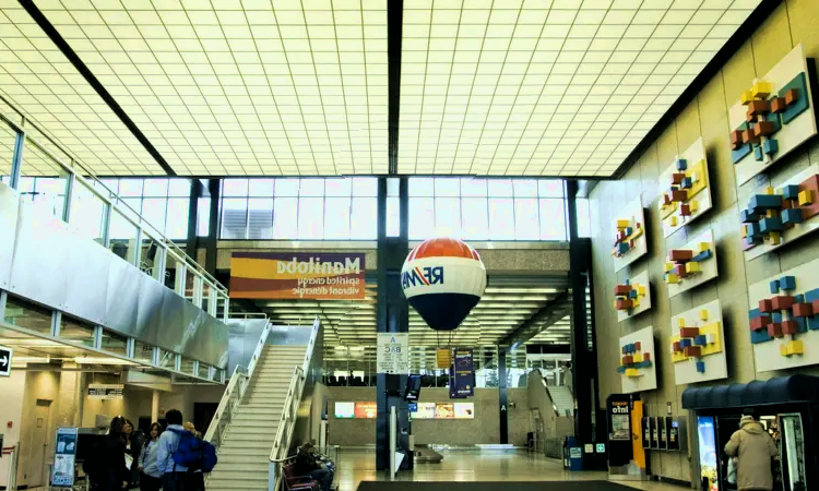 Aéroport international James Armstrong Richardson de Winnipeg