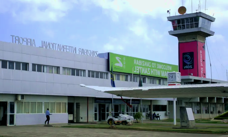 Aéroport international Abeid Amani Karume