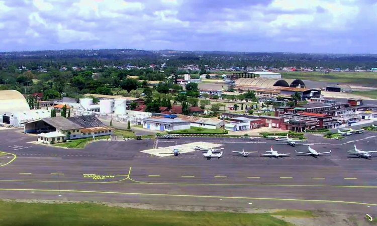 Aéroport international Abeid Amani Karume